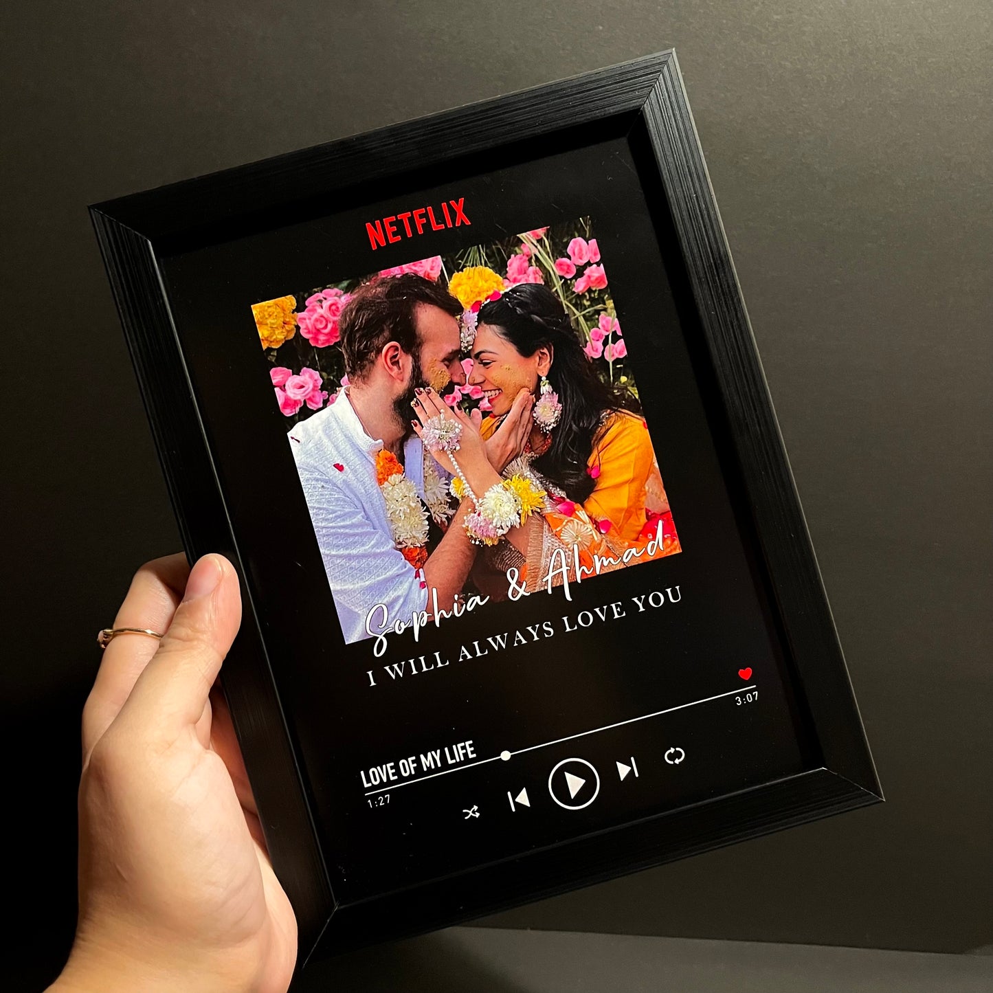 Netflix Portrait Frame 🖤