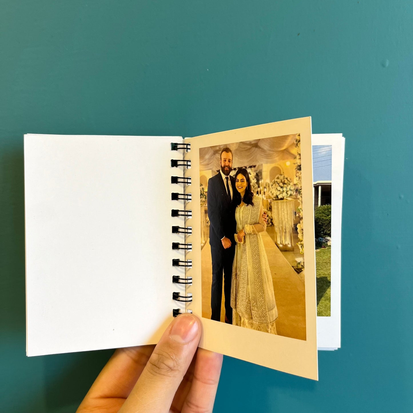 Polaroid Journal π