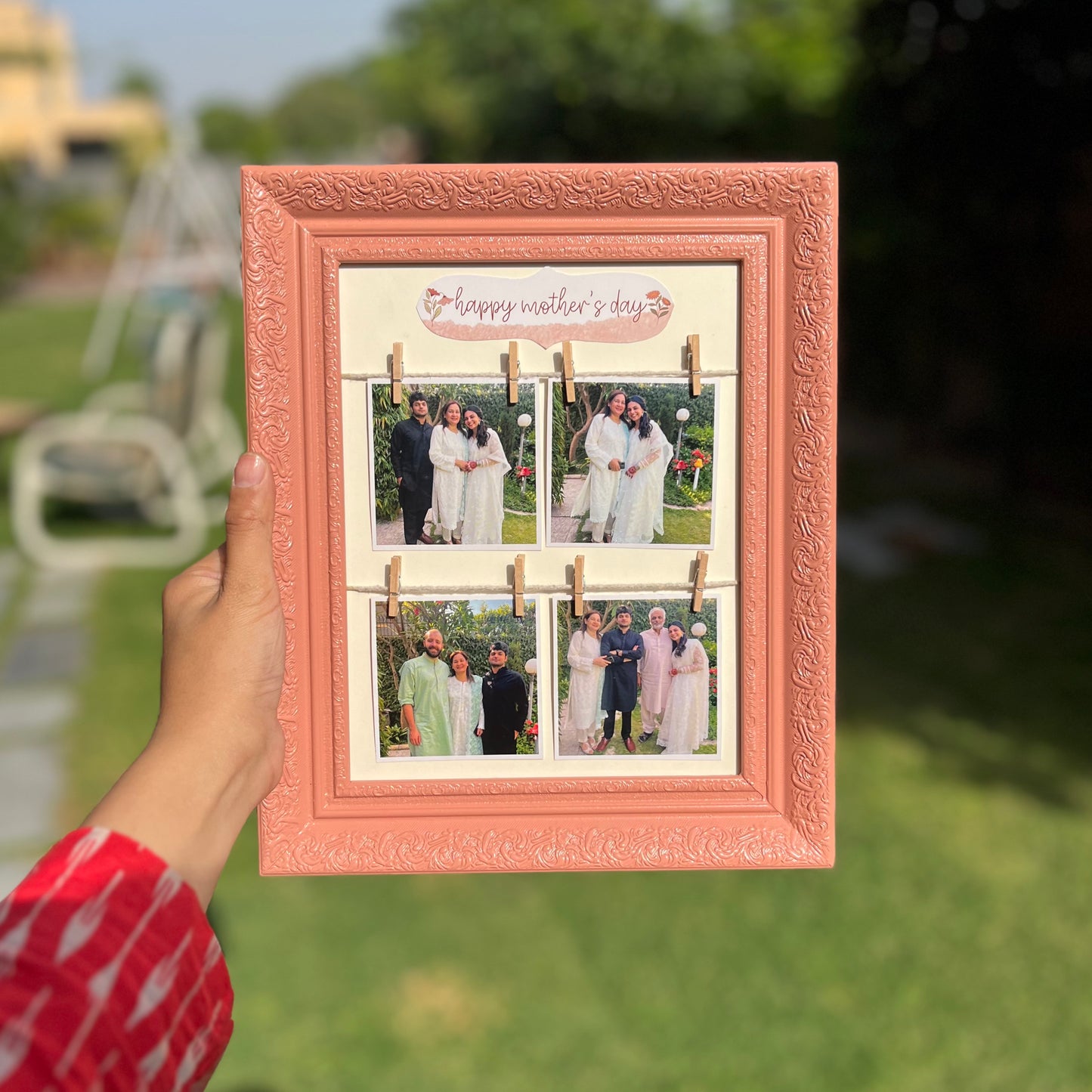 Deluxe™ Polaroid Frame