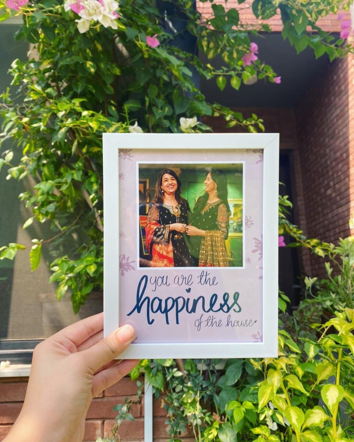 Happiness of The House Frame