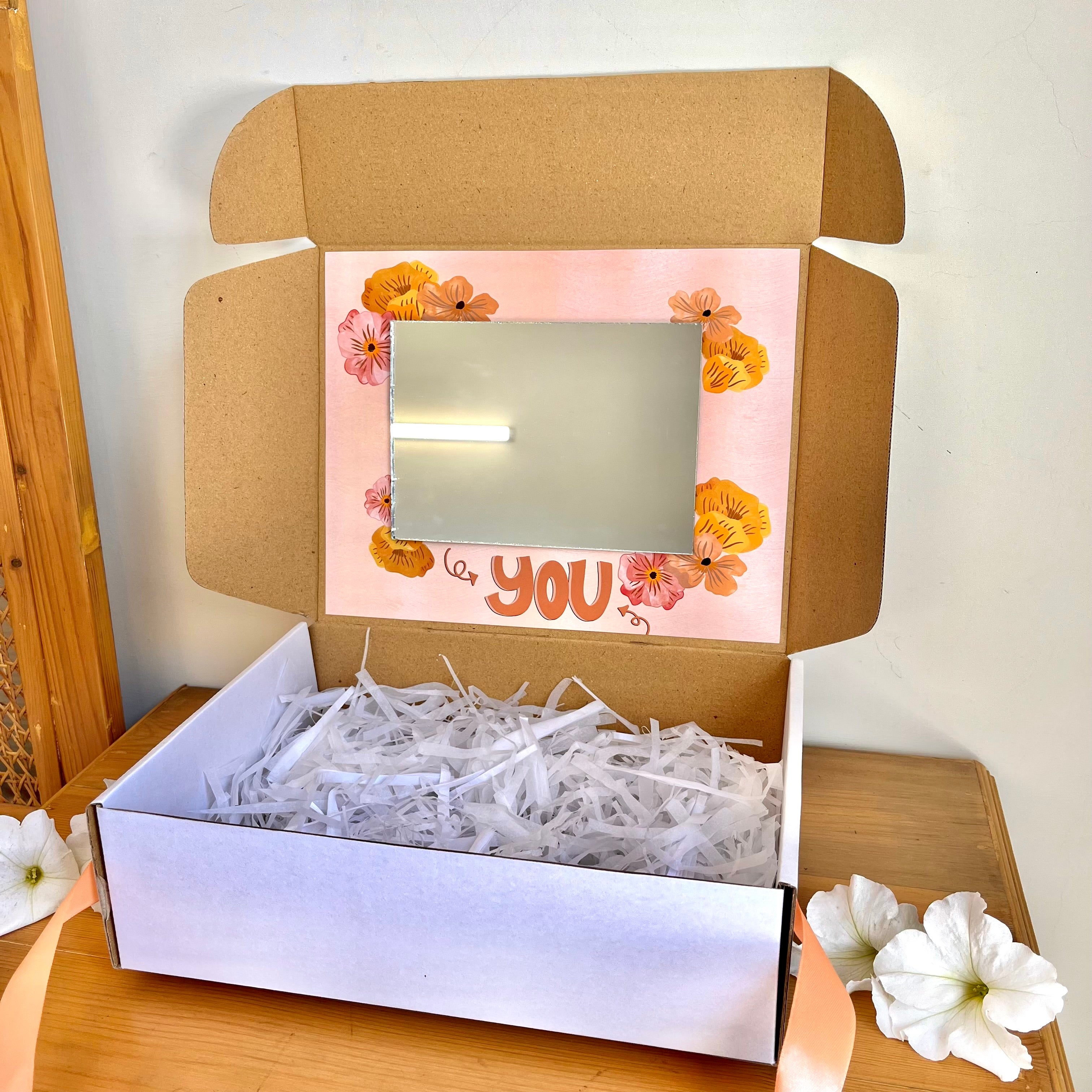 BYOB World Mirror Box (empty) 🤍