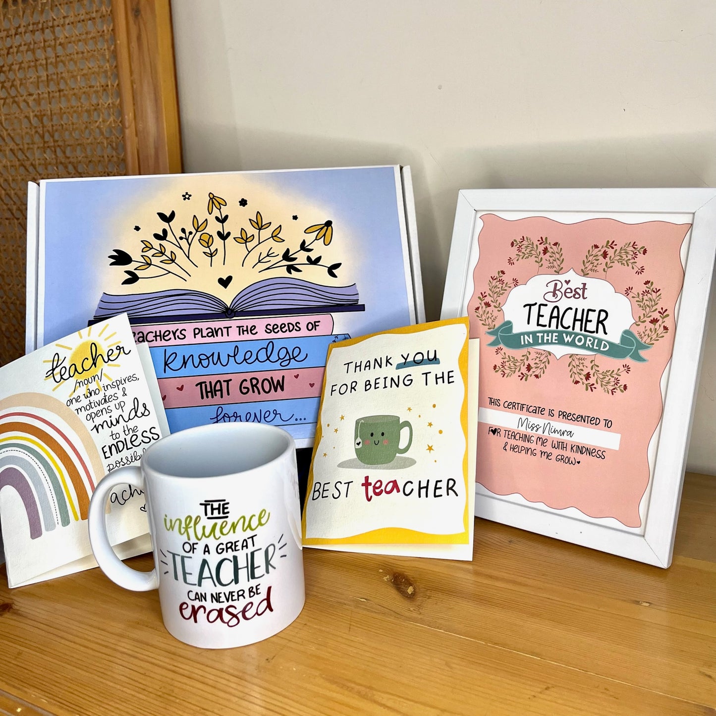 Teacher's Complete GIftbox: Box + Frame + Mug + 2 Cards