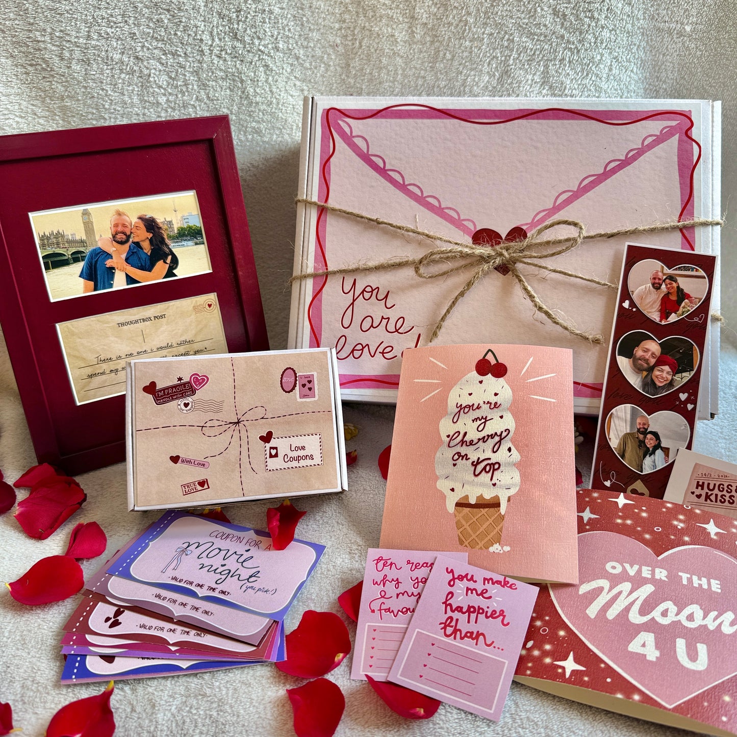 Postcard Valentine Giftbox 2026 💌