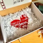 Deal 7 (Box, Cassette, Two Valentine Cards)