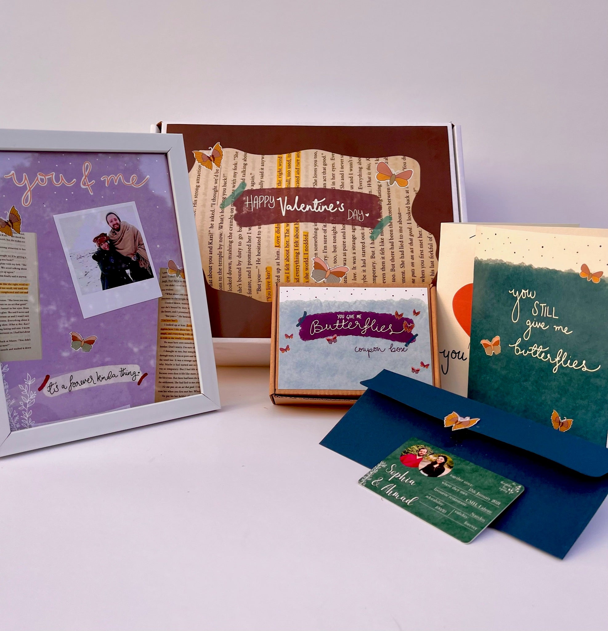 Customisable Giftbox LOVE Package 🦋